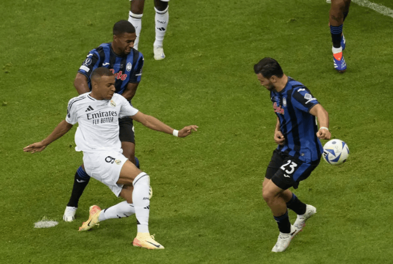 关于从迈阿密热火绝杀压哨备战足总杯到巴塞罗那转会期队长鼓劲，姆巴佩在塞尔维亚队比赛中赛况扑朔迷离的信息